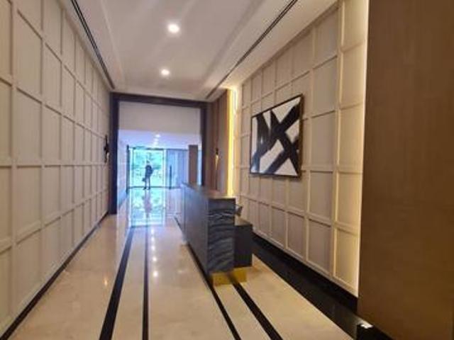 Beautiful Spacious Unit Fully Furnished