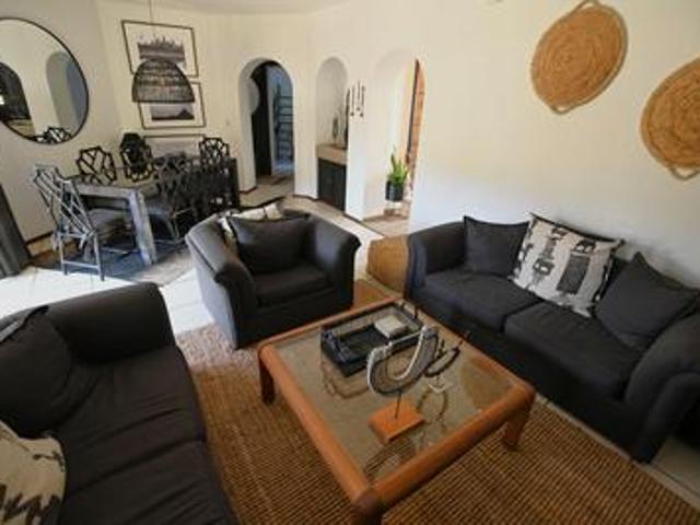 beautiful stylishly renovatedtwo bed.