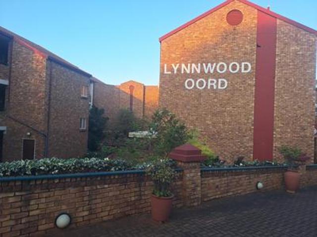 beautiful private north facing 2 bed.