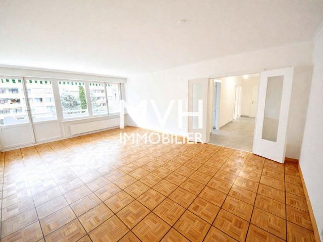 Beautiful quiet apartment next to the Parc Bertrand