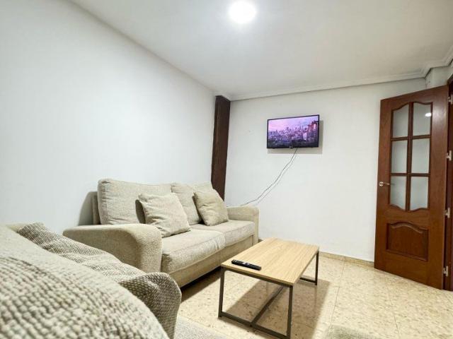 Beautiful Room with Balcony in Camins al Grau