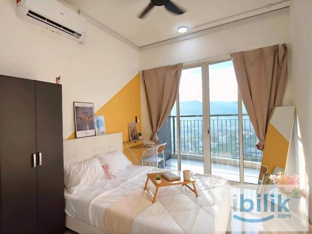 Beautiful Room with Big Balcony @Queensbay/ Bayan Lepas