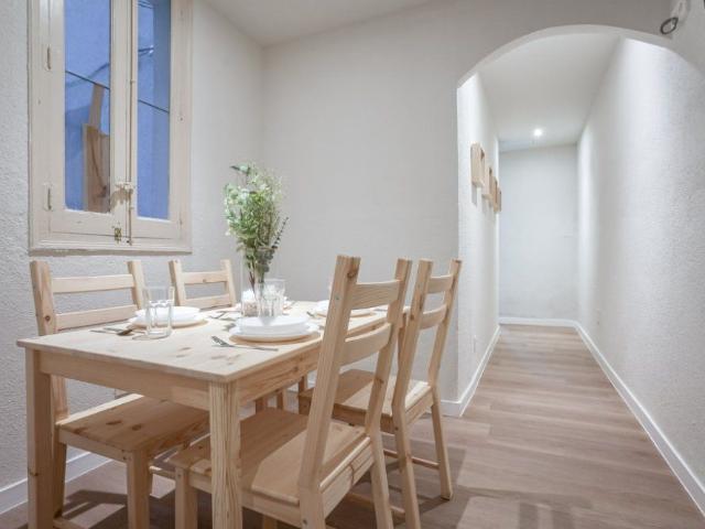 Beautiful room in Chamberí