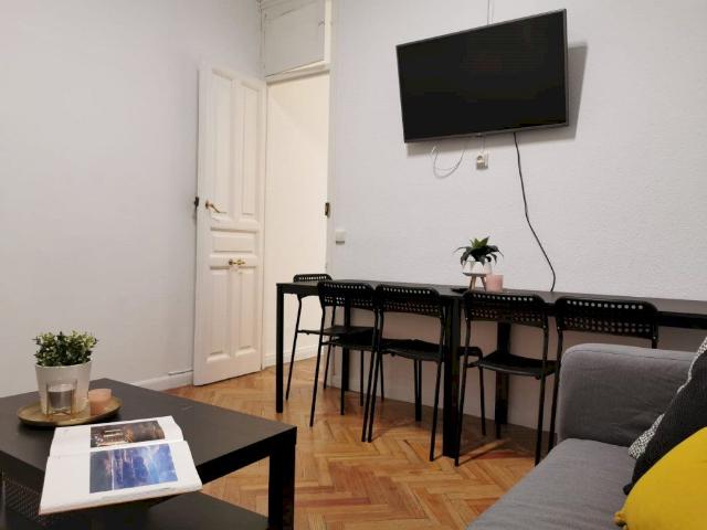 Beautiful room in Preciados, Madrid
