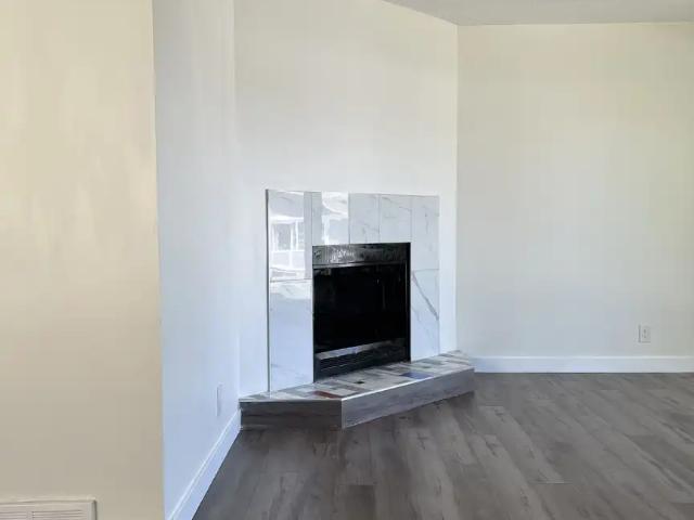 Beautiful renovated duplex Temple