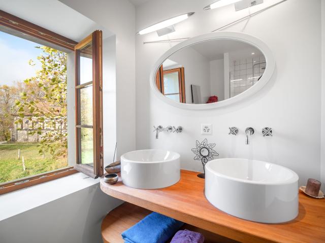 Beautiful renovated farm with boxes in Attalens | dreamo. Ch