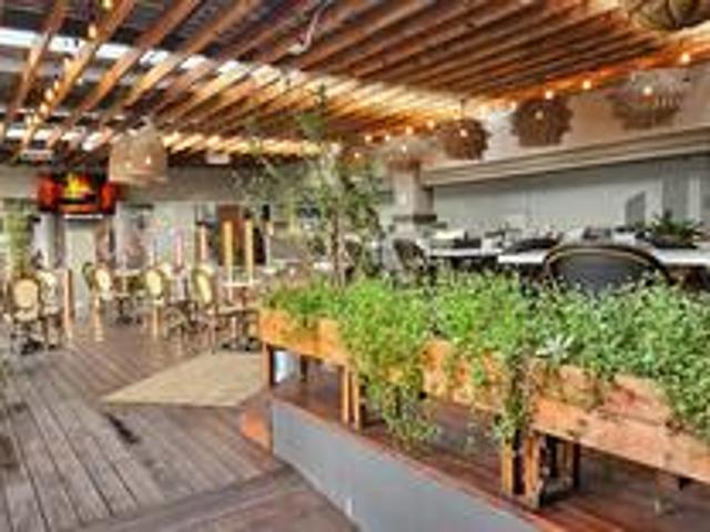 beautiful restaurant space available.
