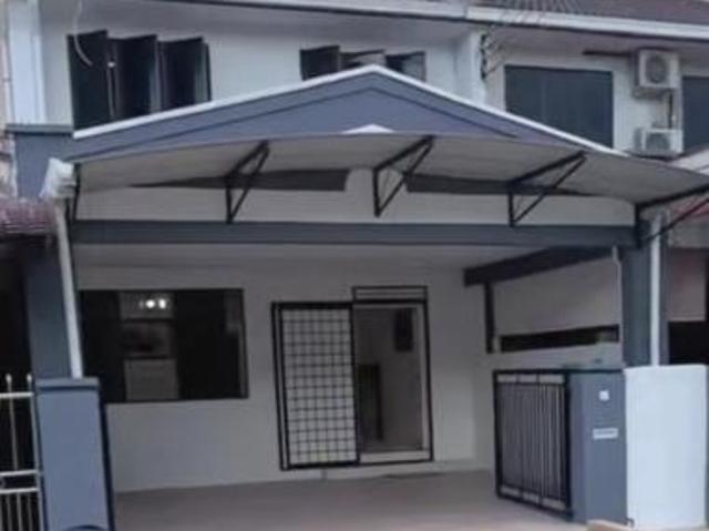 Beautiful Worth Buy Fully Touchup Ready Movedin House For Sale