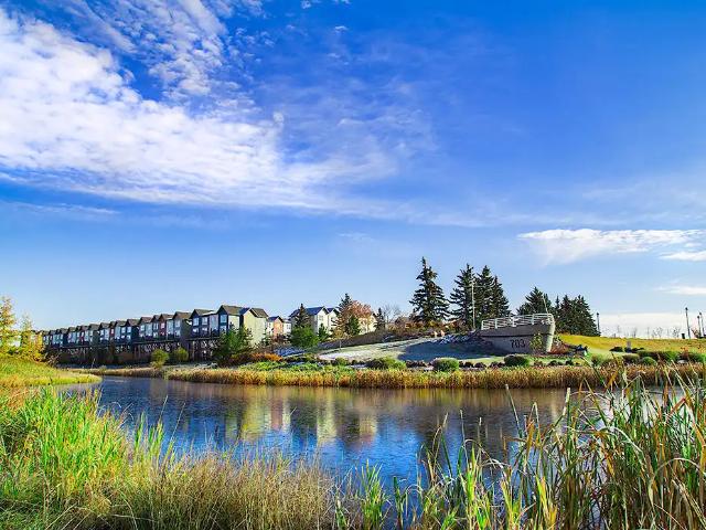 Beautiful water view Townhomes in Griesbach