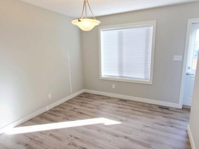 Beautiful townhouse in Sylvan Lake