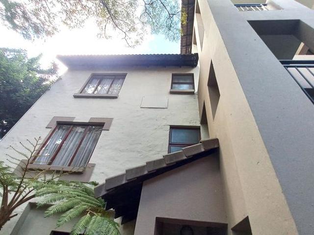 Beautiful Three Bed Ground Floor Apartment