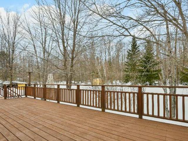 Beautiful Treed Country Home Heated Garage Workshops