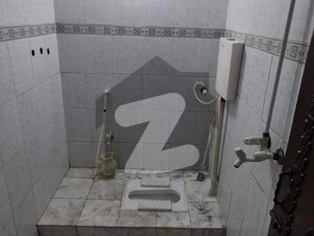 Beautiful Triple Storey House For Sale Faisalabad