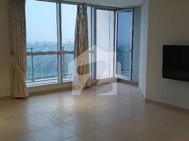 Beautiful Two Bed Luxury Fully Furnished Apartment Lake View 1975 Sq Feet For Rent