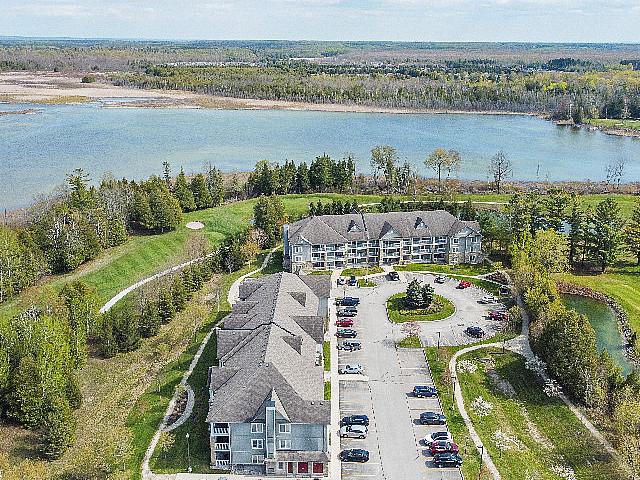 Beautiful Unit With An Unbelievable View