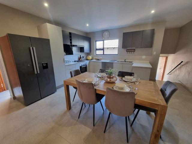 Beautiful upmarket new development