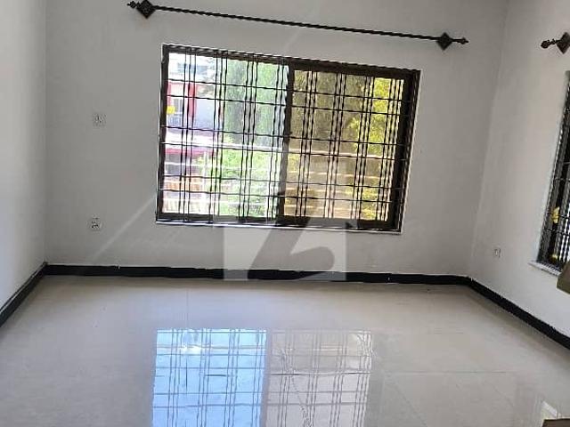 Beautiful Upper Portion Available For Rent In G 9