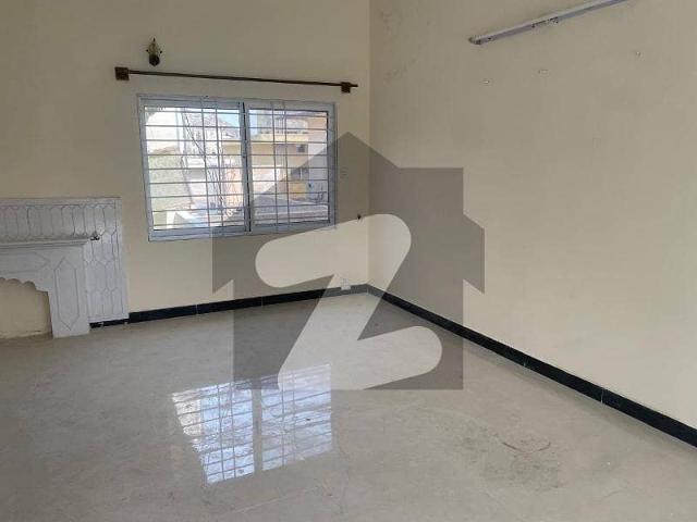 Beautiful Upper Portion Available For Rent In Main Chaklala Scheme 3, Rawalpindi