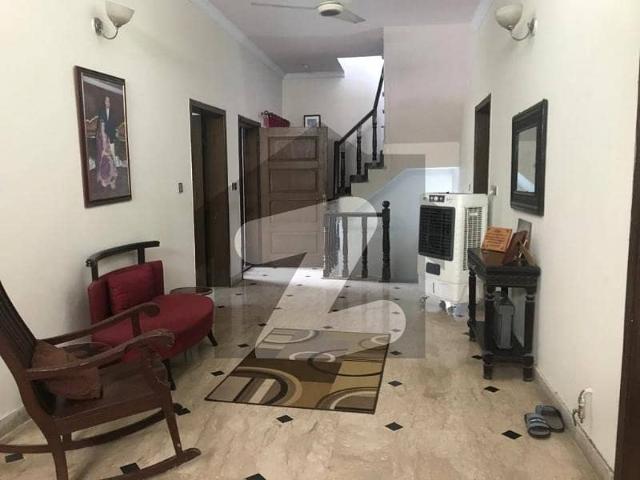 Beautiful upper portion for rent