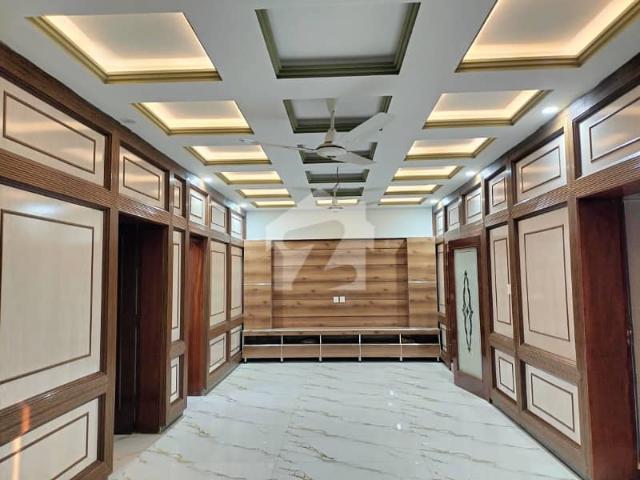 Beautiful upper portion for rent in g11