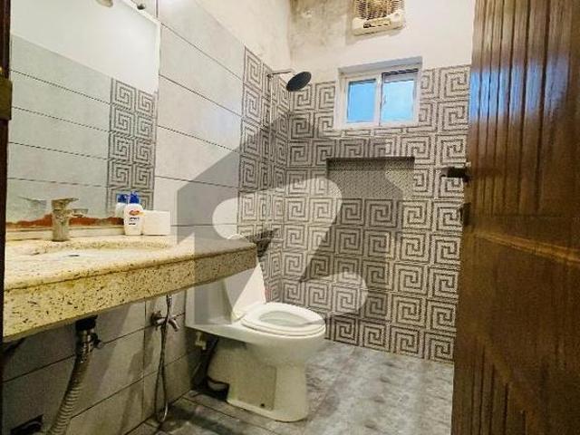 Beautifull 4marla furnish house for rent d 12