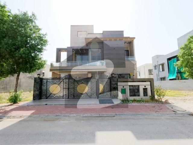 Beautifully Constructed House Is Available For sale In Bahria Town Ghaznavi Block