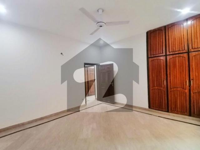 Elegant 10 Marla House for Sale in Architects Engineers Block D Prime Location Architects Engineers Society Block D