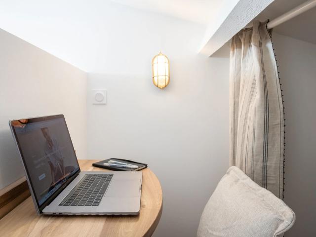 Beautifully decorated flat with a unique view