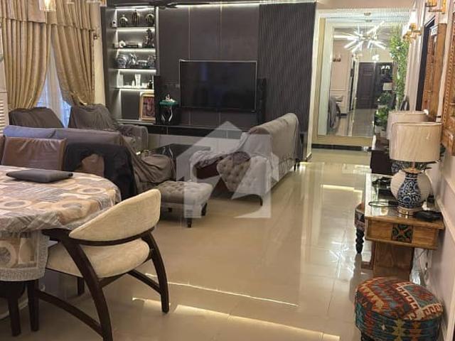 Beautifully desinged west open furnished 3 bed dd apartment for sale
