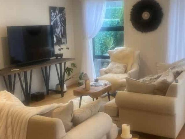 Beautifully Fully furnished living in Papamoa