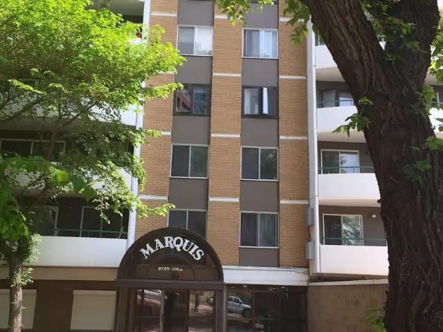 Beautifully furnished large 1 bdrm for rent very convenient location Edmonton