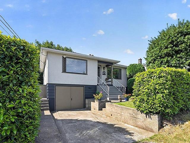 Beautifully Maintained 3 Bedroom Home Minutes From Departure Bay