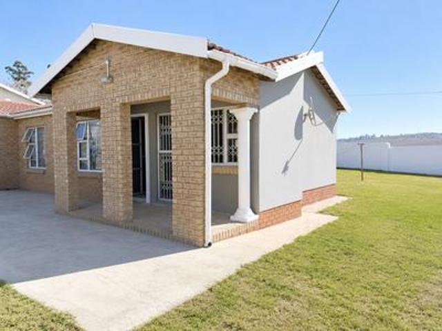 beautifully renovated 3 bedroom fami.