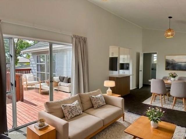 Beautifully Renovated 3 Bedroom Home with Double Garage