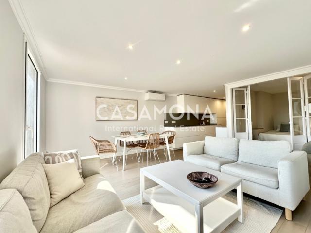 Beautifully Renovated and Fully Furnished 3 Bedroom Apartment
