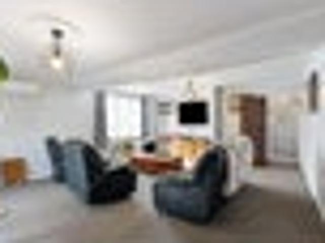 Beautifully renovated home with a stunning garden