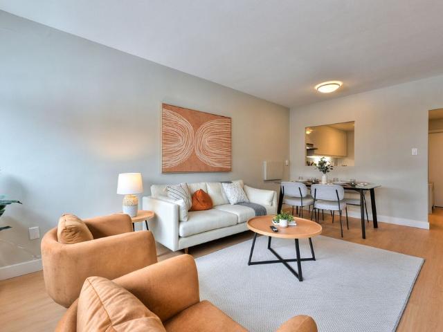 Beautifully Renovated Suites in Trendy Westboro!