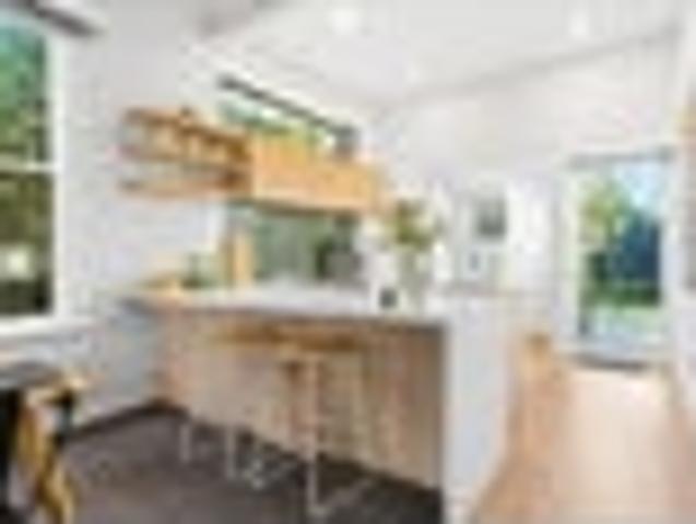 Beautifully renovated & perfectly positioned