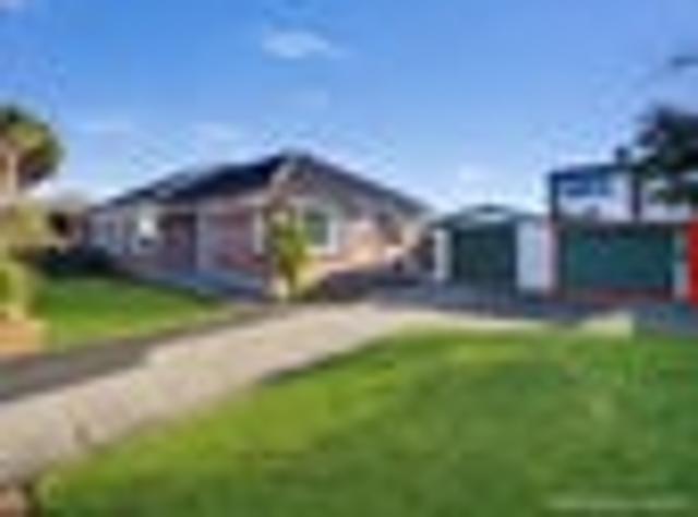 Beautifully Refreshed & Move In Ready