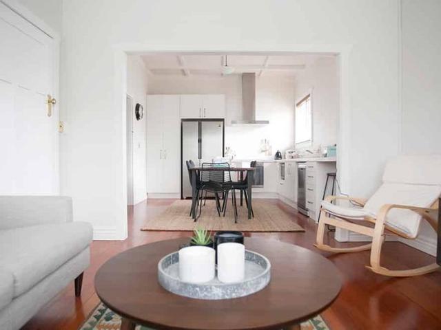 BEAUTIFULLY STANDALONE 3 BEDROOMS HOME
