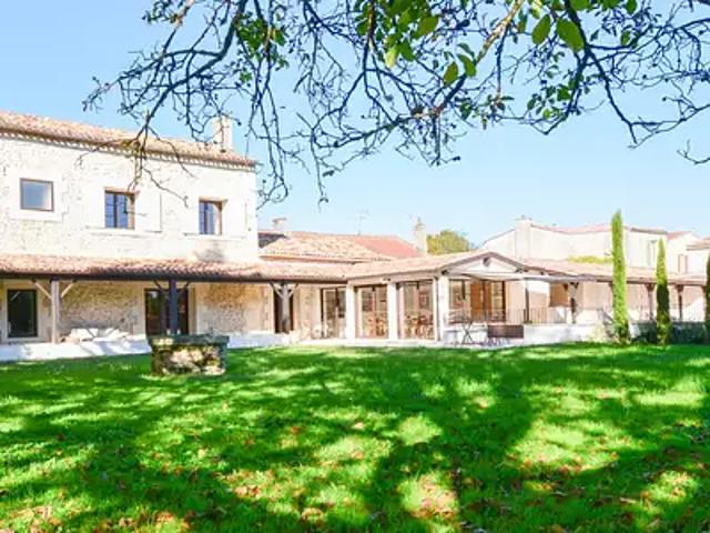 Beautiran 33640 Achat / Vente maison 9 pièces t9 piscine parking