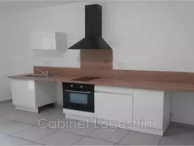Beauvoisin 30640 Location appartement 2 pièces t2 terrasse parking