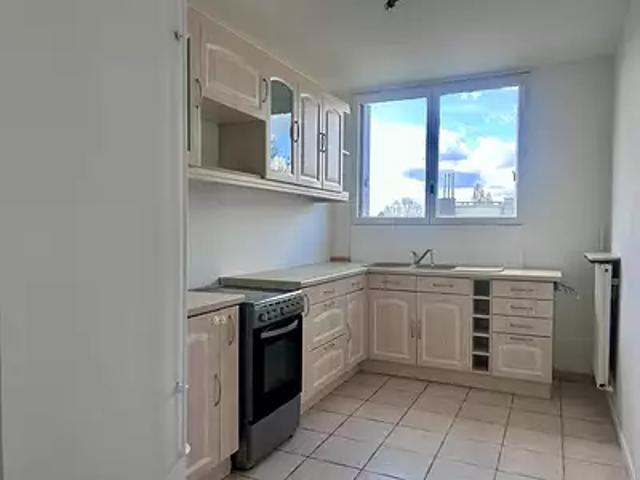 Beauvais 60000 Location appartement 3 pièces t3 cave