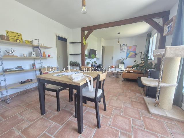 Beauvais Proche commodités ! maison habitable sans travaux ! avec terrasse, sous sol total ! Quartier des