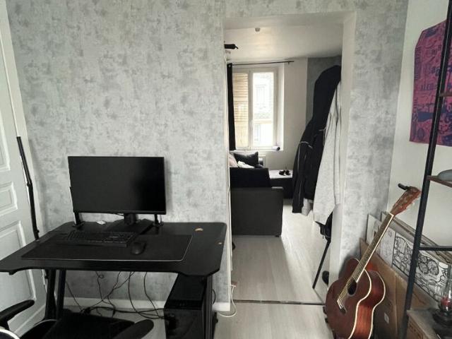 Beauvais: STUDIO A LOUER