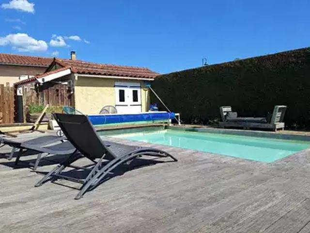 Beauvallon 69700 Achat / Vente maison 6 pièces t6 piscine terrasse