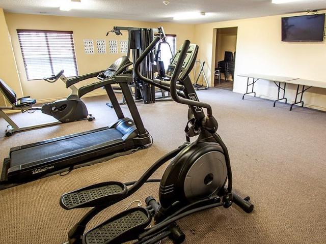 Beaverbrook Towers II 2 Bedroom Apartment for Rent at 1440 Beaverbrook Ave, London, ON N6H 5W6 West London
