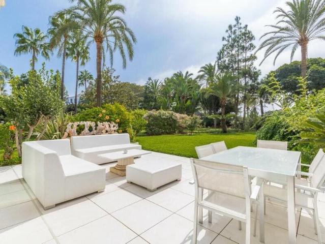 Beach Apartment for rent in Puerto Banus, Marbella, Málaga