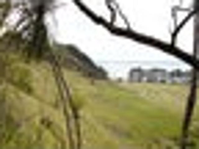 BEACH FRONTAGE