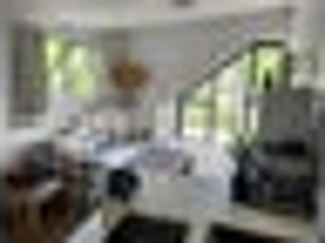 Beach Haven, 2 bedrooms, $600 pw